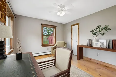 24 Autumn Lane Freeport ME 04032