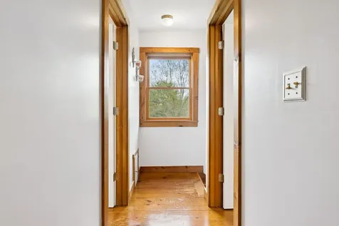 24 Autumn Lane Freeport ME 04032
