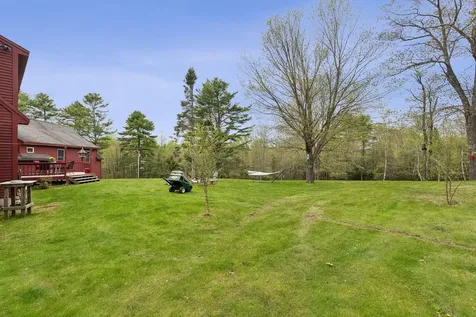 24 Autumn Lane Freeport ME 04032
