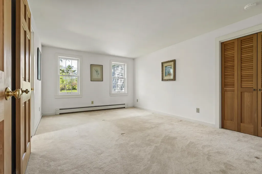 31 Woodward Farm Road Bristol ME 04539