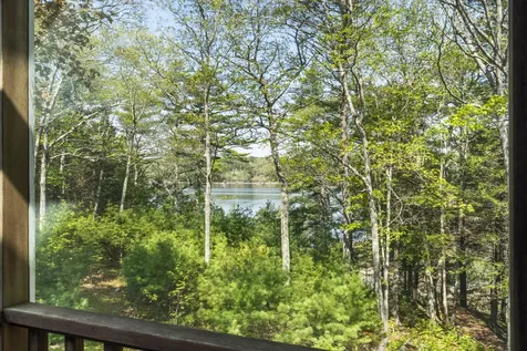 31 Woodward Farm Road Bristol ME 04539