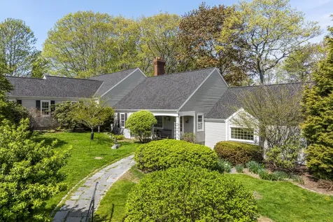 31 Woodward Farm Road Bristol ME 04539