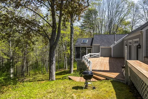 31 Woodward Farm Road Bristol ME 04539