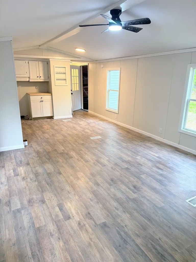 232 Berry Road Wayne ME 04284