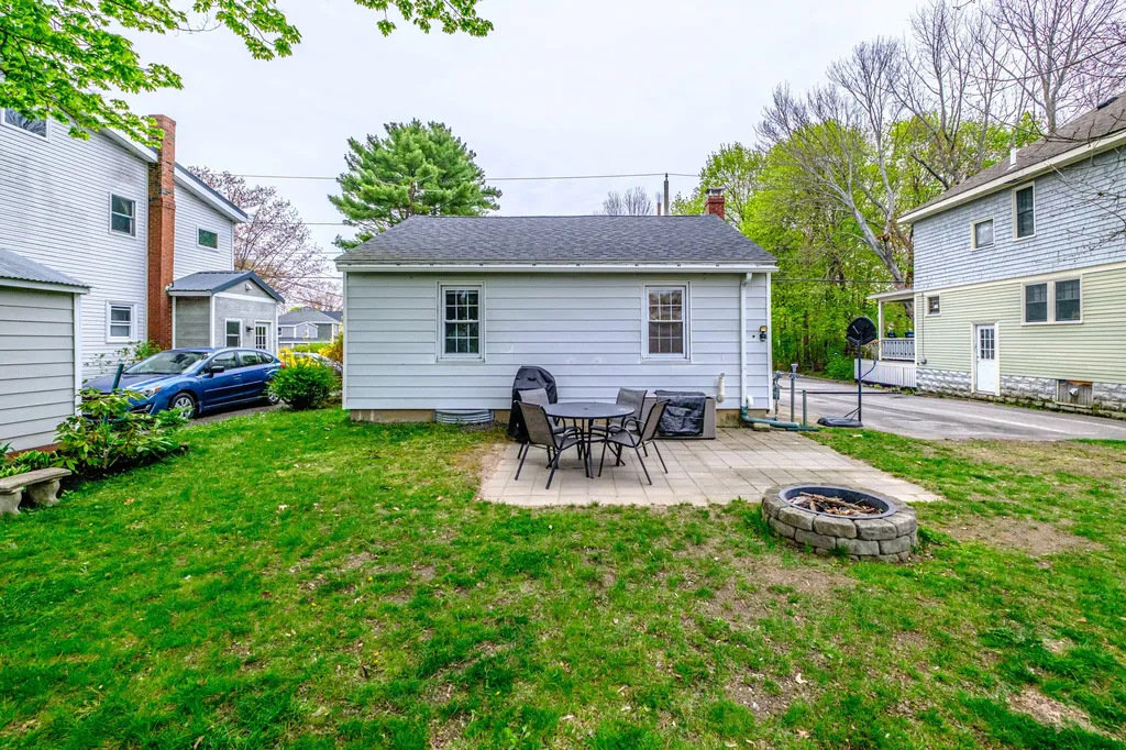 62 Osborne Avenue South Portland ME 04106