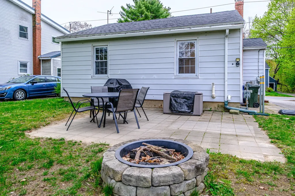 62 Osborne Avenue South Portland ME 04106