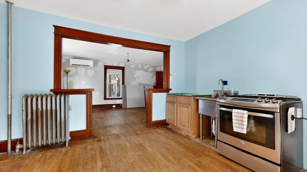 13 Gerry Avenue South Portland ME 04106