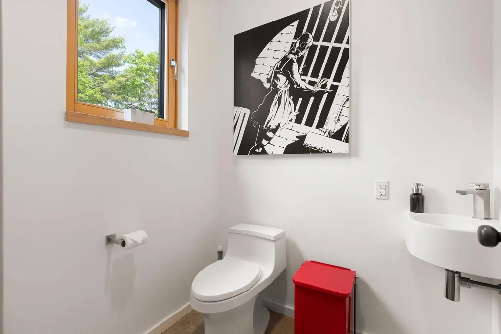 174 Blackstrap Road Falmouth ME 04105