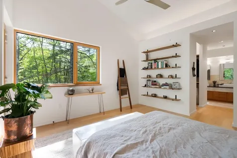 174 Blackstrap Road Falmouth ME 04105