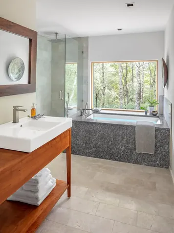 174 Blackstrap Road Falmouth ME 04105