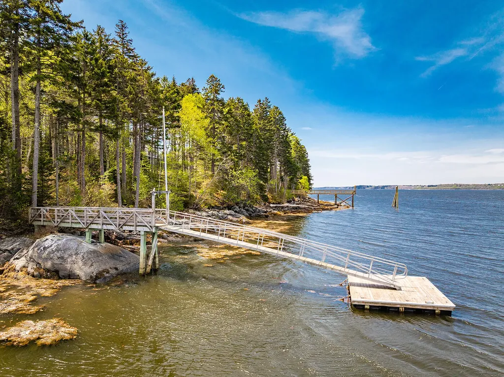 127 Treasure Point Road Saint George ME 04860