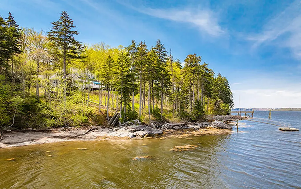 127 Treasure Point Road Saint George ME 04860
