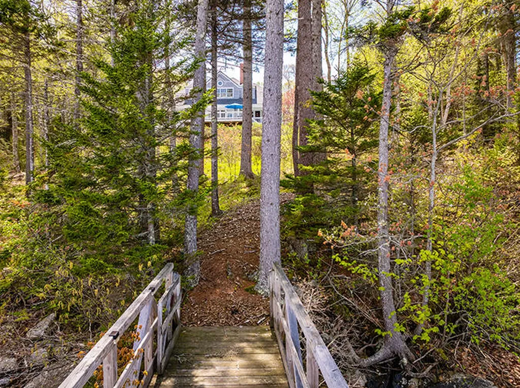 127 Treasure Point Road Saint George ME 04860