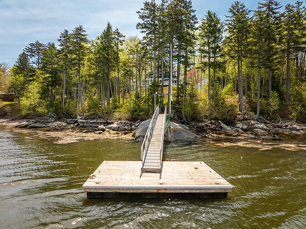 127 Treasure Point Road Saint George ME 04860