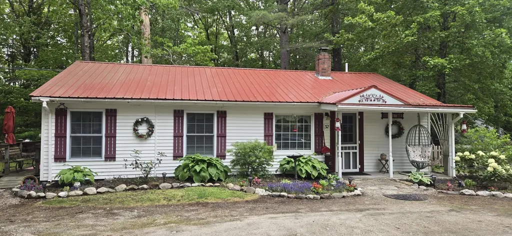 32 Middle Ridge Road Bridgton ME 04009