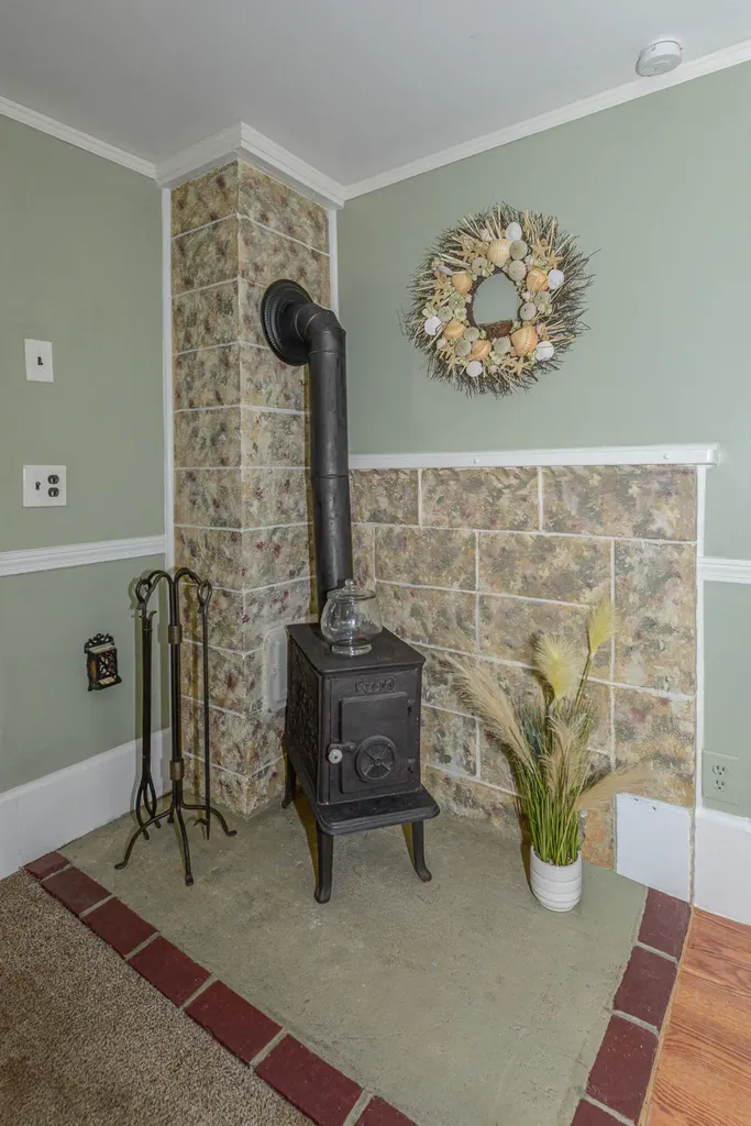 32 Middle Ridge Road Bridgton ME 04009