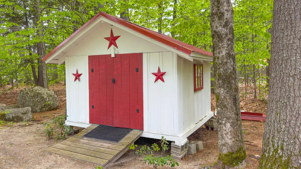 32 Middle Ridge Road Bridgton ME 04009