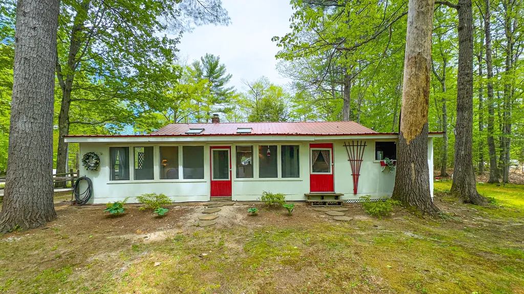 32 Middle Ridge Road Bridgton ME 04009