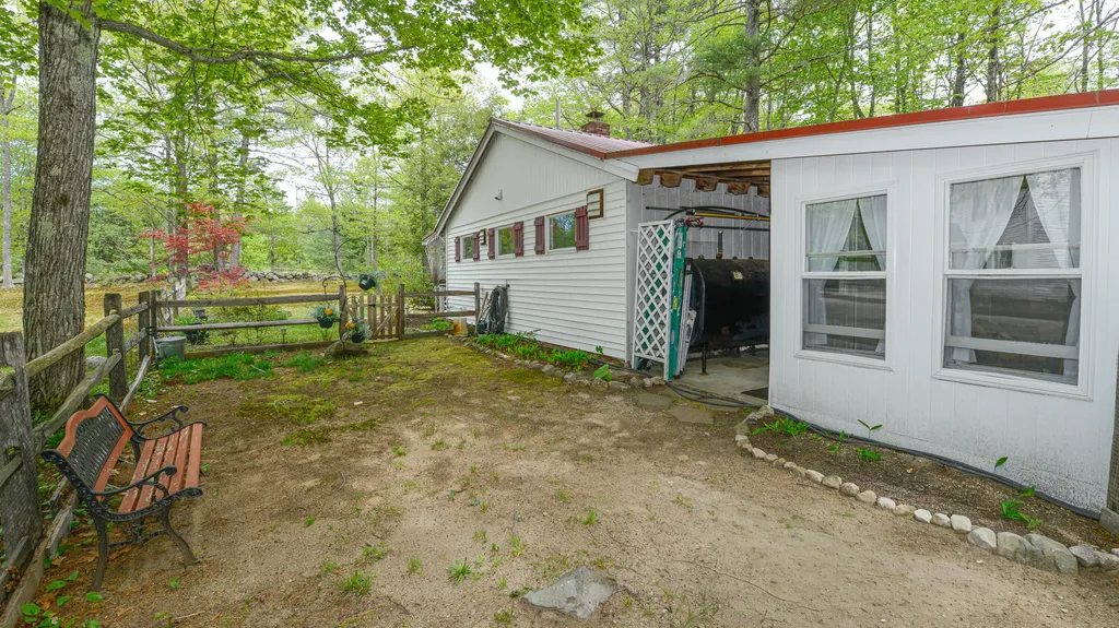 32 Middle Ridge Road Bridgton ME 04009