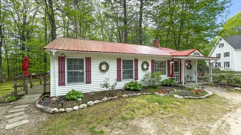 32 Middle Ridge Road Bridgton ME 04009