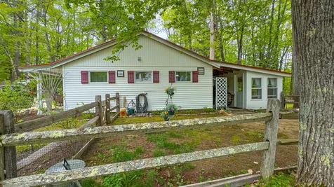 32 Middle Ridge Road Bridgton ME 04009