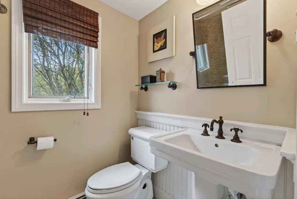 21 Windemere Place Kennebunkport ME 04046
