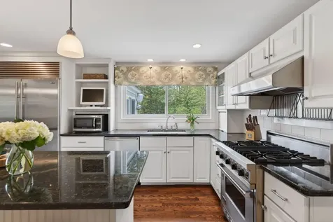 21 Windemere Place Kennebunkport ME 04046
