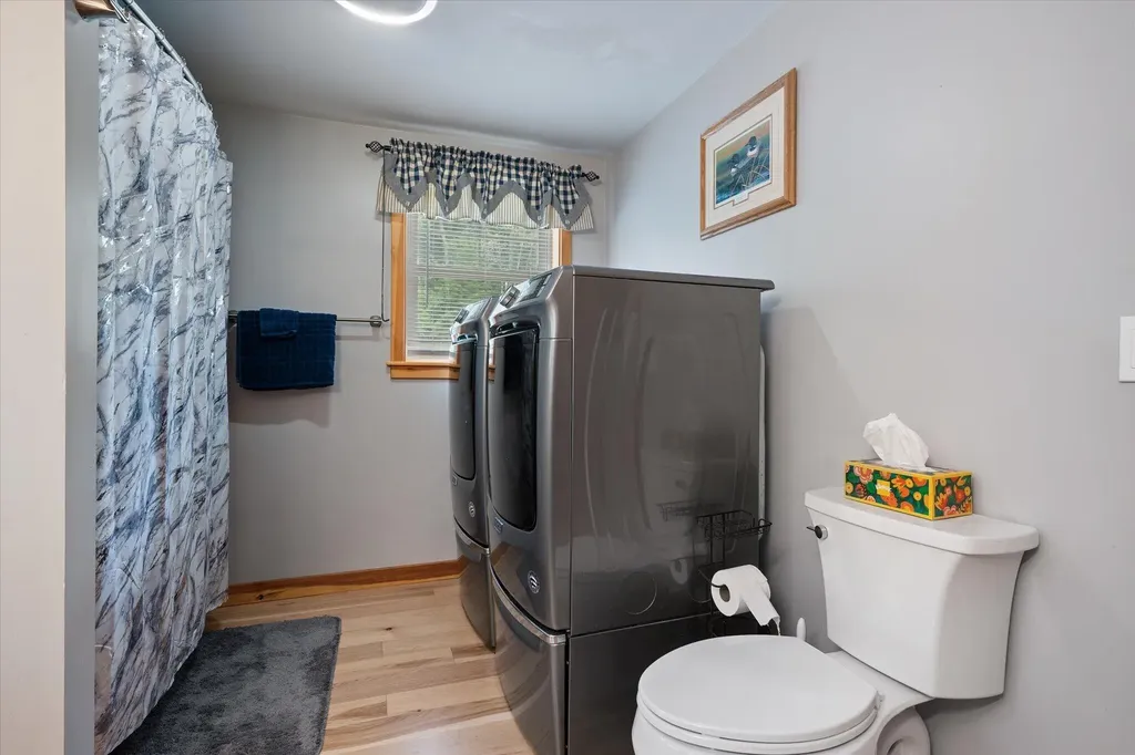 269 Phillips Way Ellsworth ME 04605