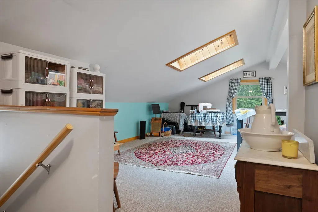 269 Phillips Way Ellsworth ME 04605