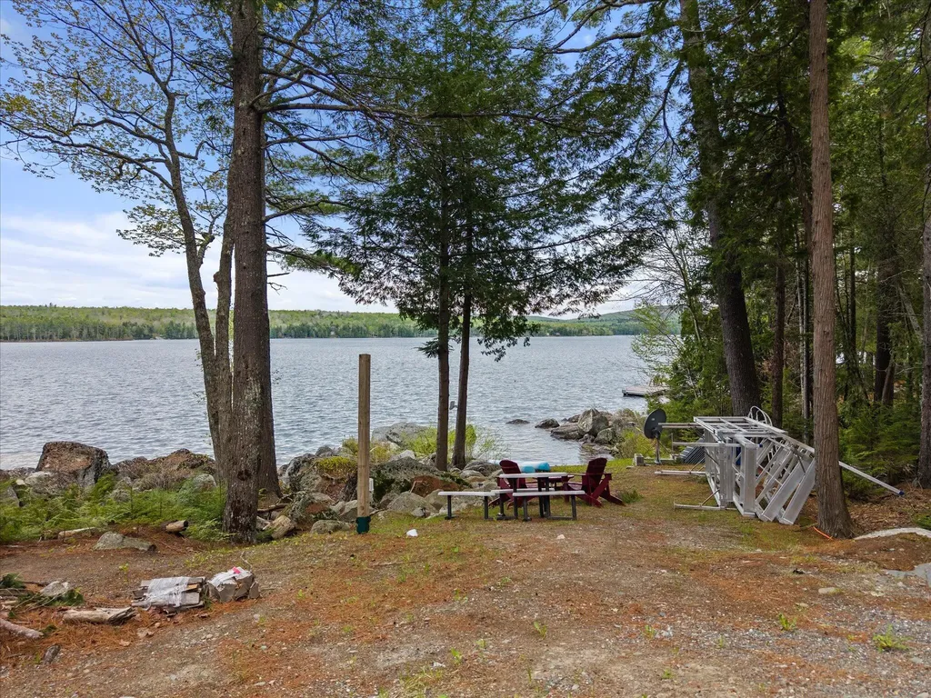 269 Phillips Way Ellsworth ME 04605