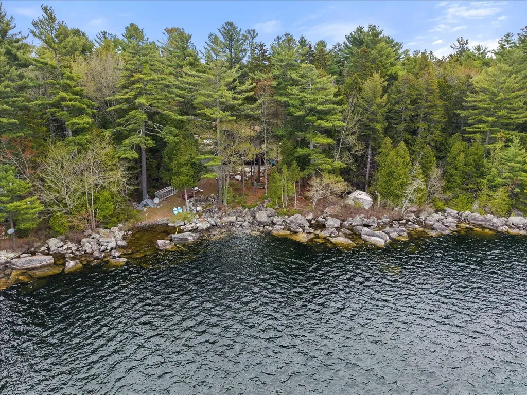 269 Phillips Way Ellsworth ME 04605