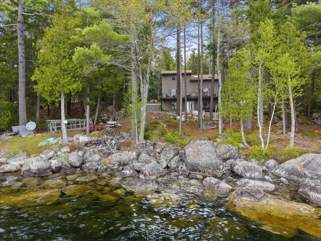 269 Phillips Way Ellsworth ME 04605