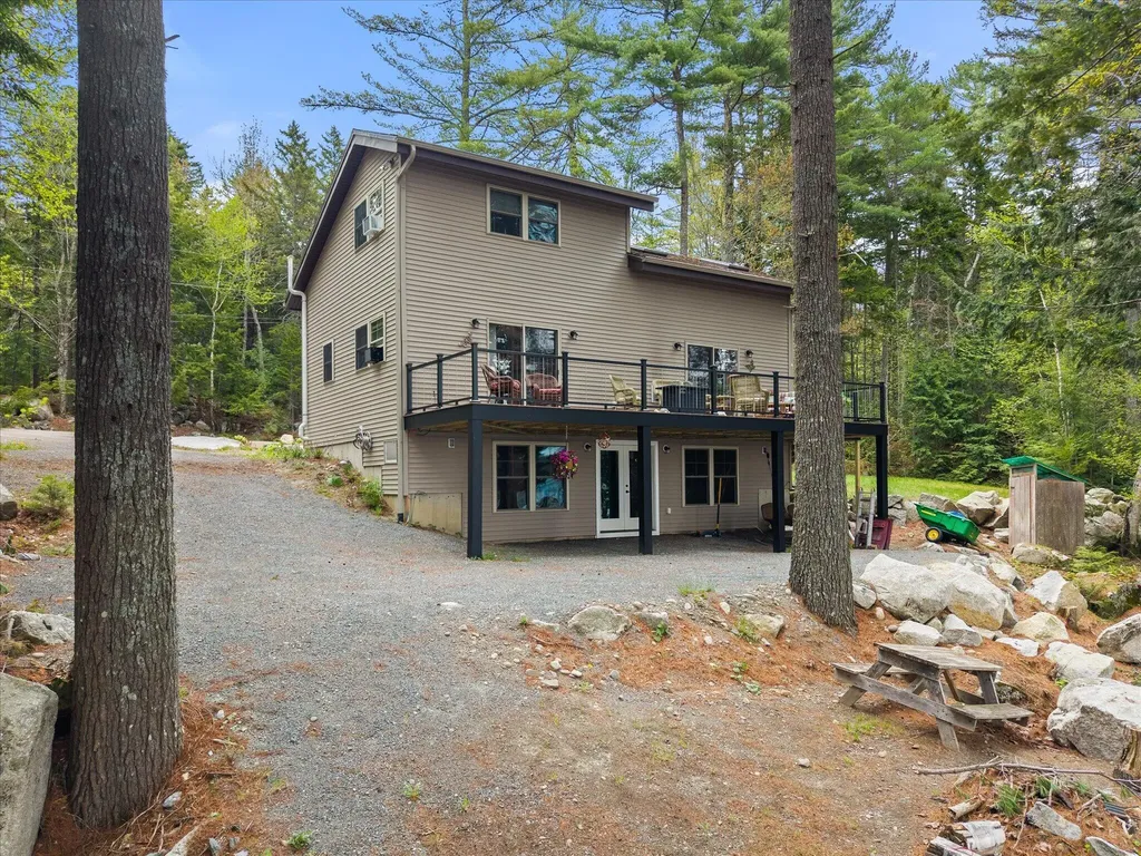 269 Phillips Way Ellsworth ME 04605