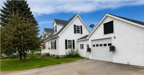 7 Pine Street Norway ME 04268