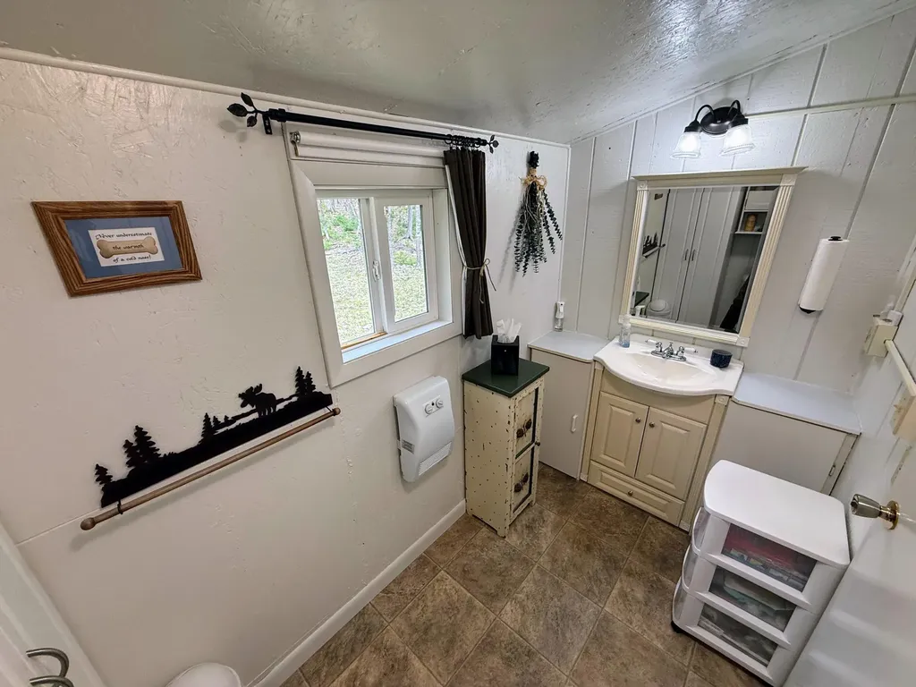 98 Willimantic Road Monson ME 04464