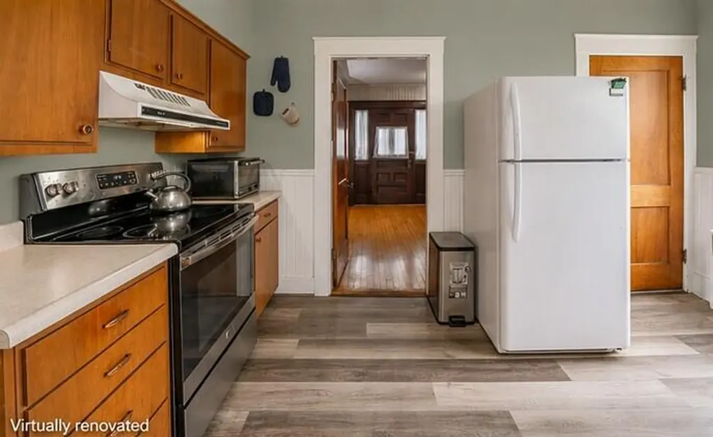 744 Hammond Street Bangor ME 04401
