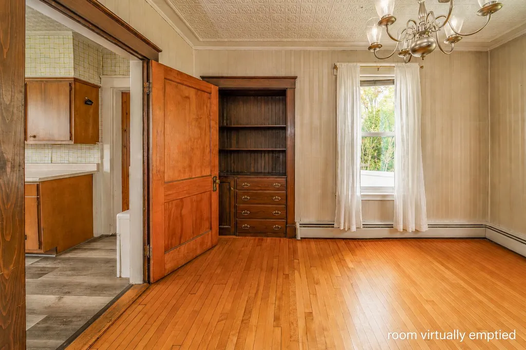 744 Hammond Street Bangor ME 04401
