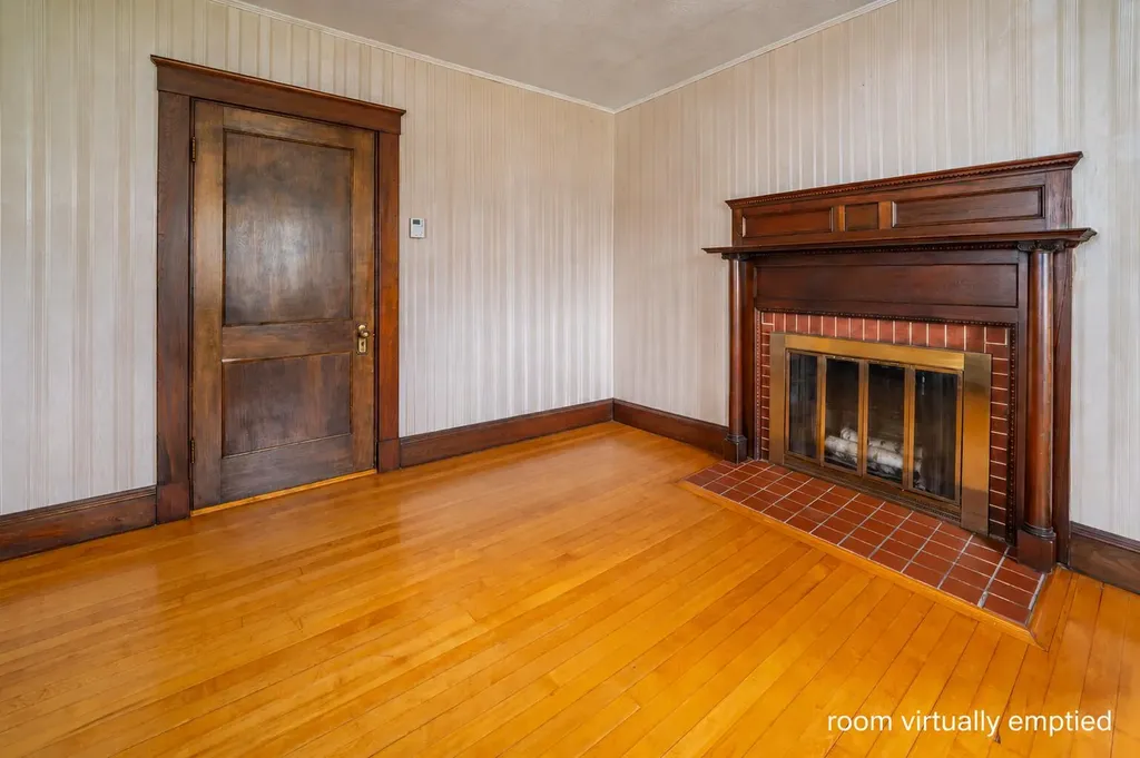 744 Hammond Street Bangor ME 04401