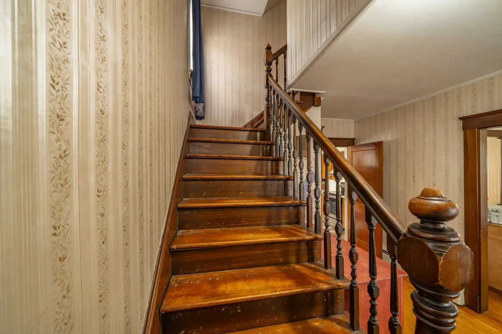 744 Hammond Street Bangor ME 04401