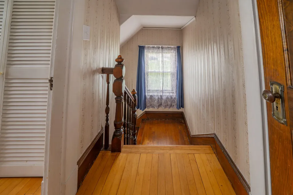 744 Hammond Street Bangor ME 04401