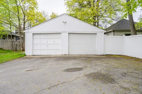 744 Hammond Street Bangor ME 04401