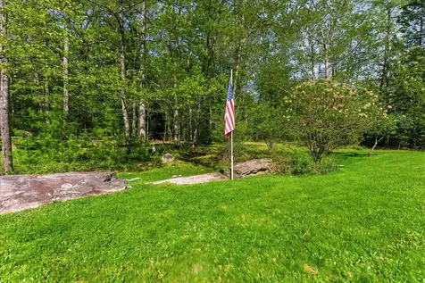 41 Murder Road Topsham ME 04086