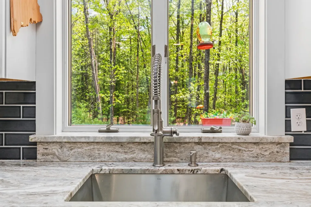 558 River Road Brunswick ME 04011
