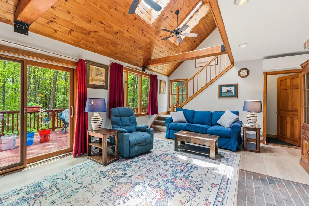 558 River Road Brunswick ME 04011