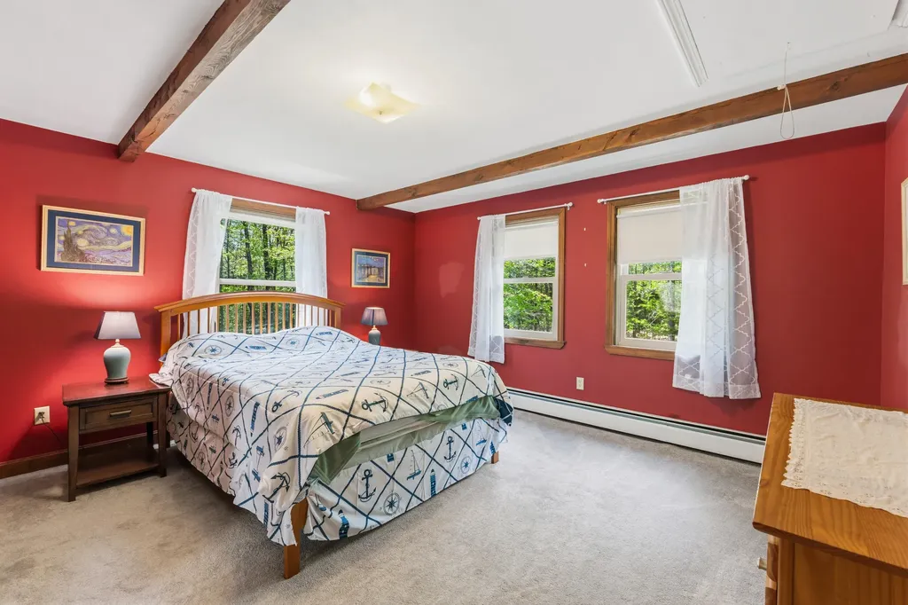 558 River Road Brunswick ME 04011