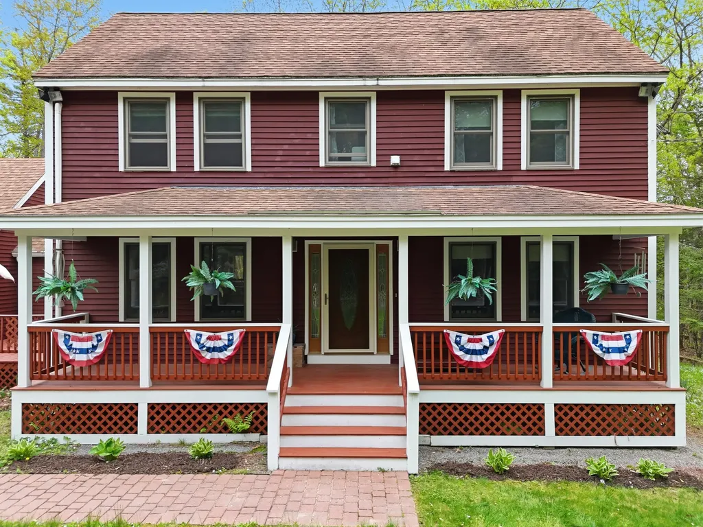 558 River Road Brunswick ME 04011