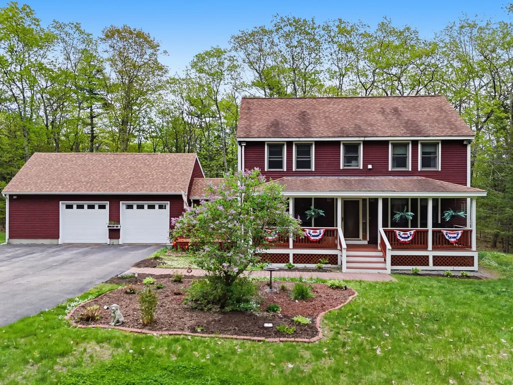 558 River Road Brunswick ME 04011