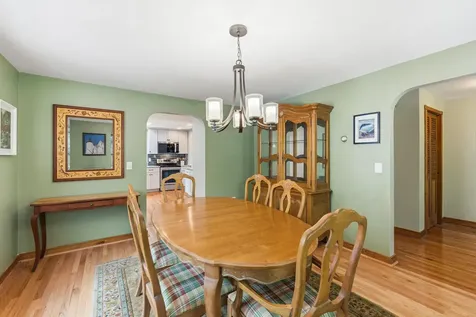 558 River Road Brunswick ME 04011