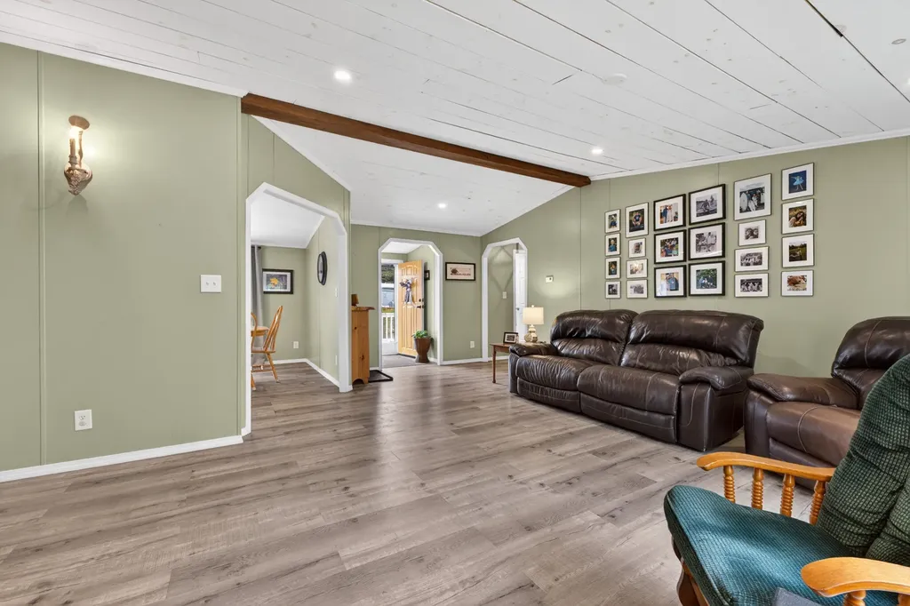 5,10,11 Country Lane Kingfield ME 04947