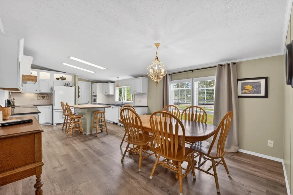 5,10,11 Country Lane Kingfield ME 04947
